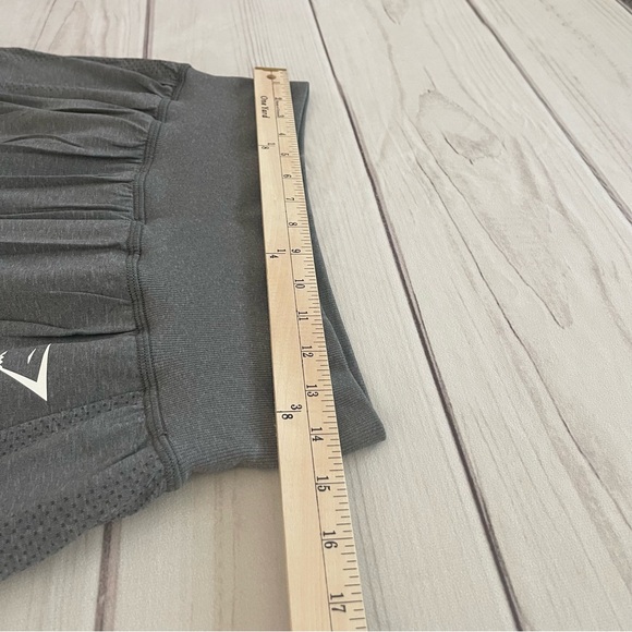 Gymshark Gray Athletic Shorts with Comfortable Waistband - Picture 8 of 8